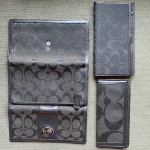 Coach Woman’s Wallet black